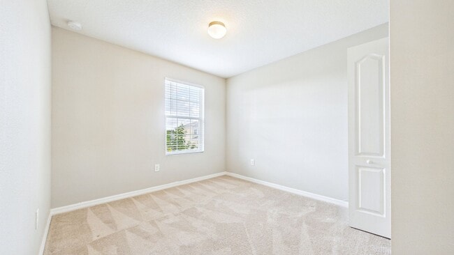 Building Photo - 4-Bedroom Home with Spacious Layout in Ayersworth Glen – Wimauma, FL