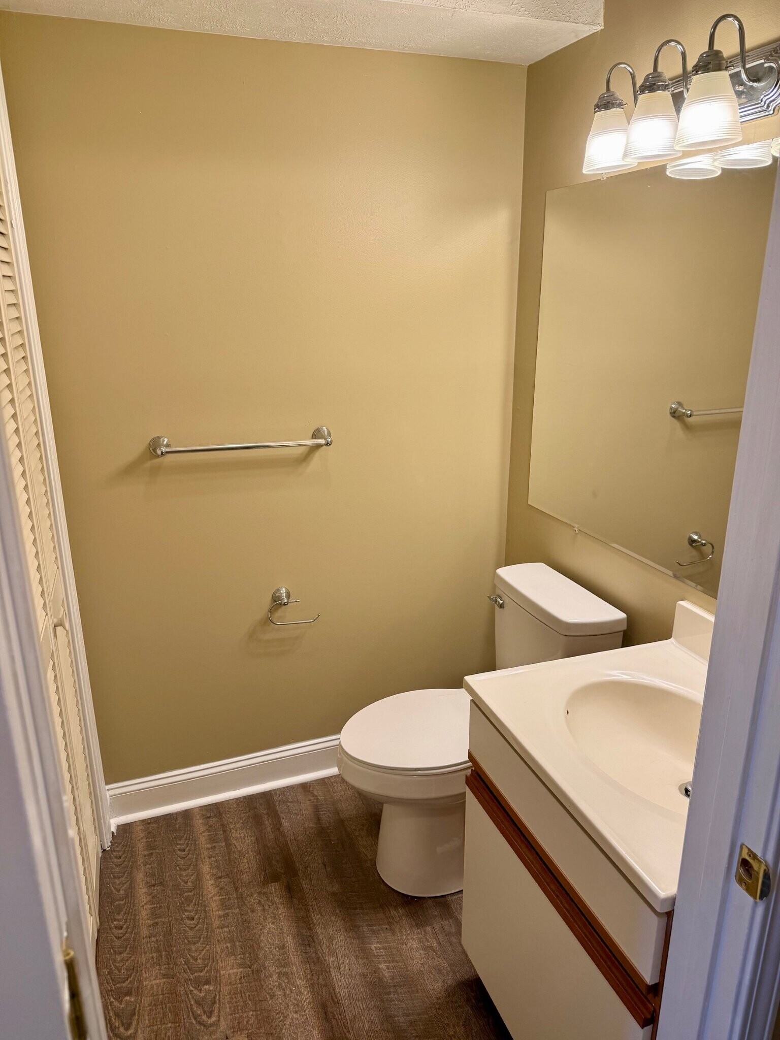 Building Photo - 2305 Adams Ave