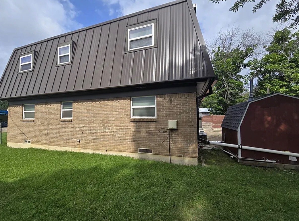 Building Photo - 1805 Randolph Dr
