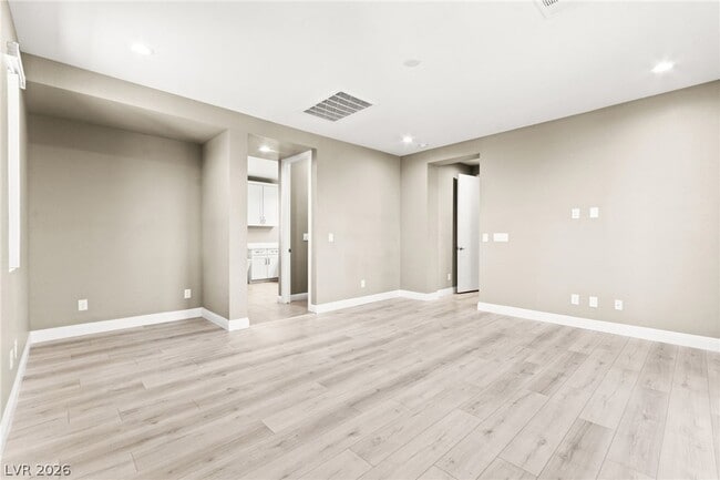 Building Photo - 10314 Apache Blue Ave