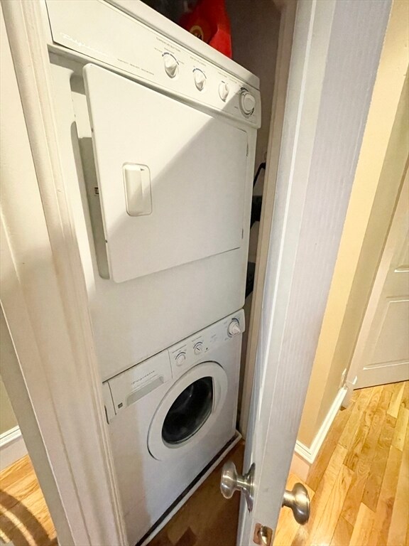 Building Photo - 27-29-29 Telegraph St