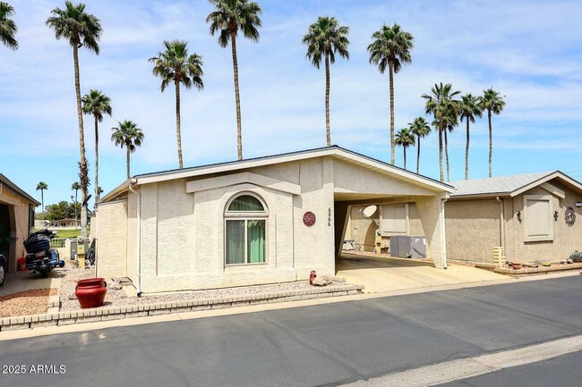 Building Photo - 6066 S Oakmont Dr