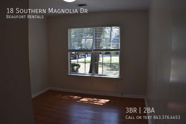 Building Photo - 18 Southern Magnolia Dr