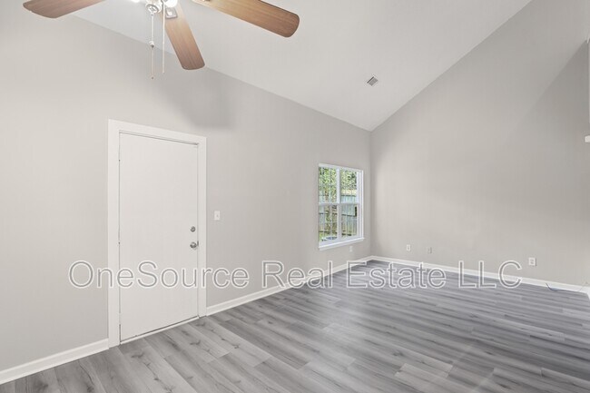 Building Photo - 3515 Ten Oaks Cir