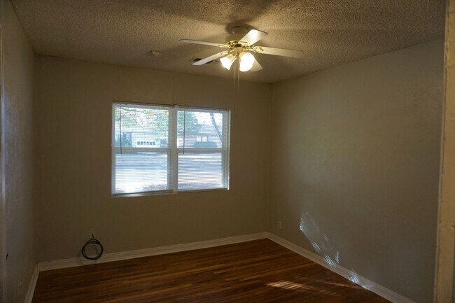 Building Photo - 3418 25th St