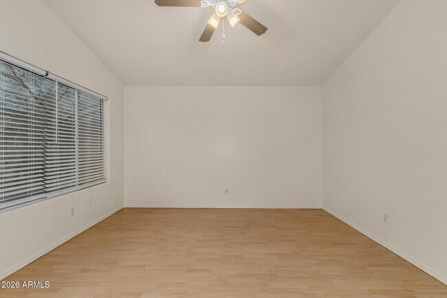 Building Photo - 1343 E Angela Dr