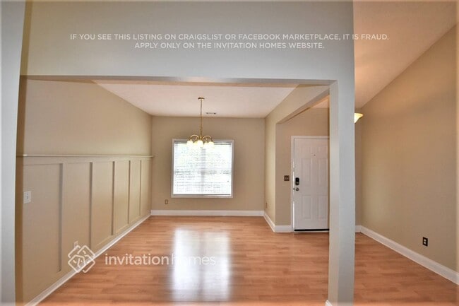 Building Photo - 847 Stephens Oak Dr