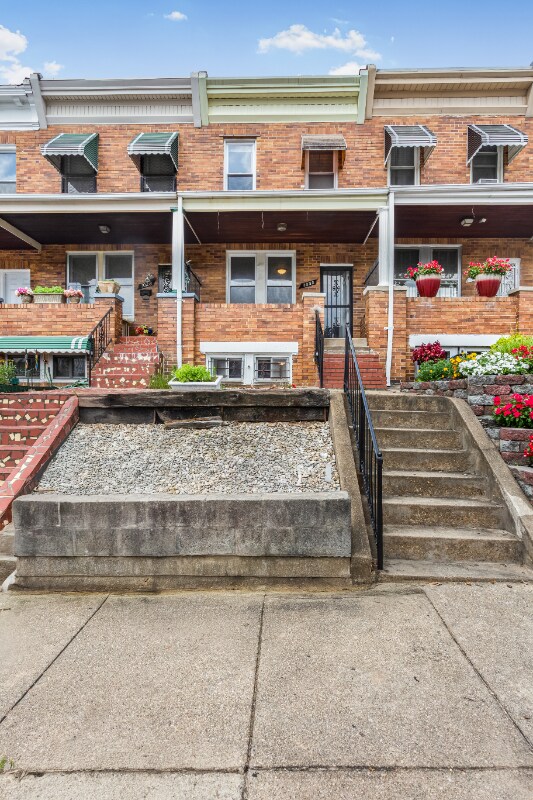 Building Photo - 1030 N Luzerne Ave