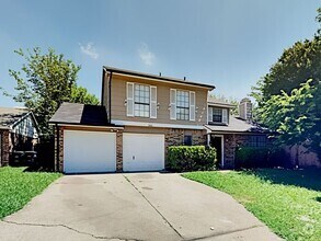 Building Photo - No Application Fee* Plus $250 Off First & ...