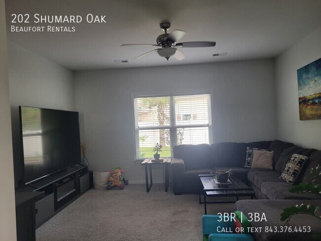 Building Photo - 202 Shumard Oak