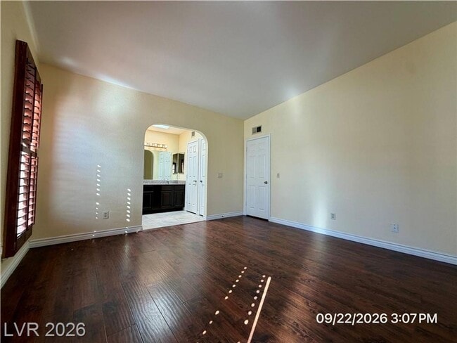 Building Photo - 711 Bass Dr