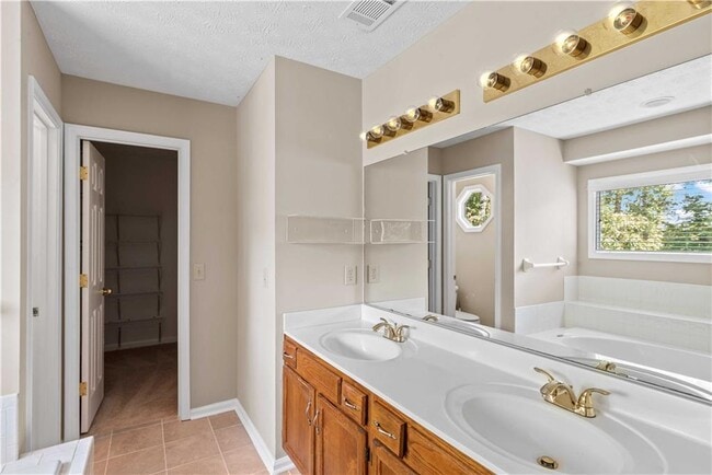 Building Photo - 3580 Waters Cove Way