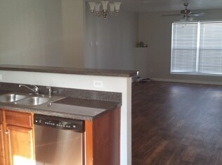 Building Photo - 6023 Cullen Dr