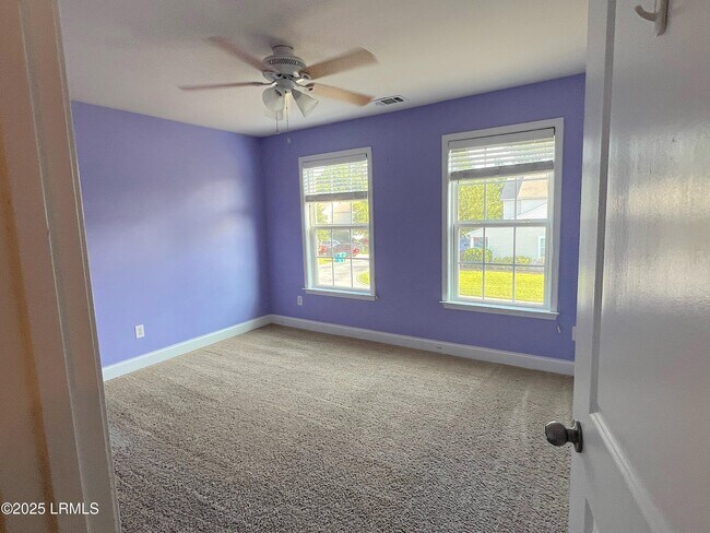 Building Photo - 29 Saluda Way