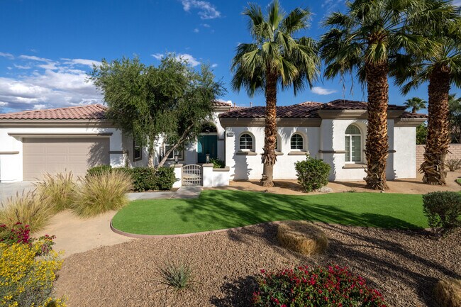 Building Photo - 49392 Hohokam River St