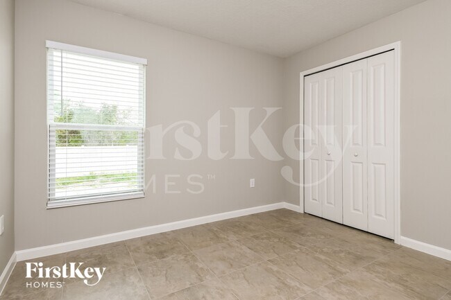 Building Photo - 643 Lindbergh Wy