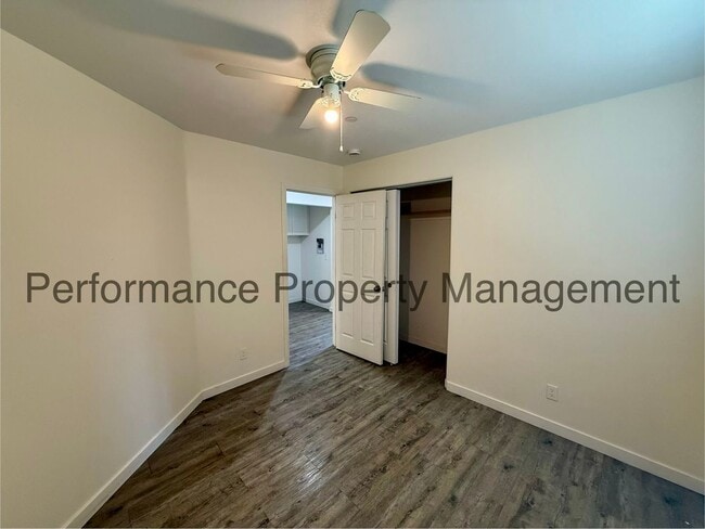 Building Photo - 703 Decatur St