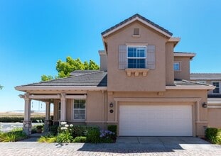 Building Photo - 3102 Cassia Ct