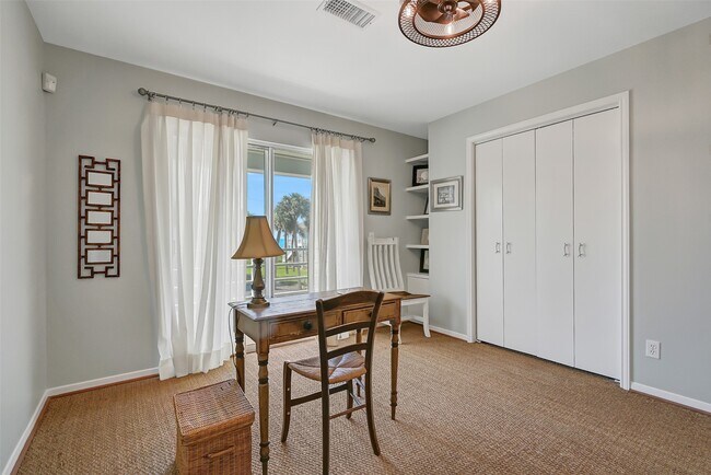 Building Photo - 18418 E De Vaca Ln