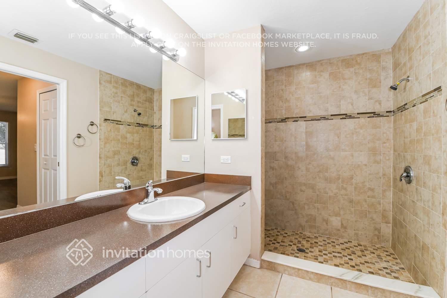 Building Photo - 137 Zenith Cir