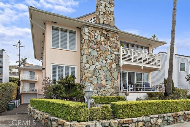 Building Photo - 462 Cliff Dr