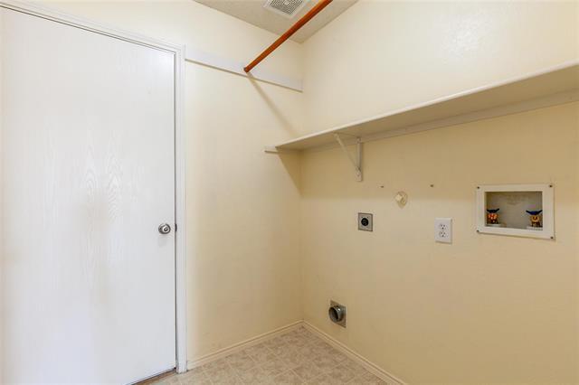 Building Photo - 1007 Chilton Dr
