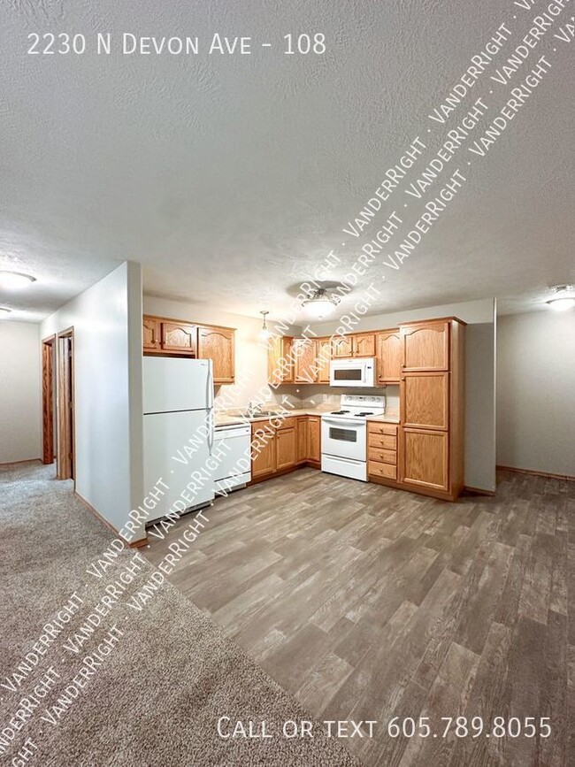 Building Photo - 2 Bedroom 1 Bathroom TEA Apartment!