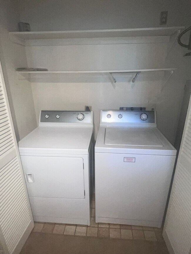 Building Photo - NICE CONDO IN CITRUS HEIGHTS!