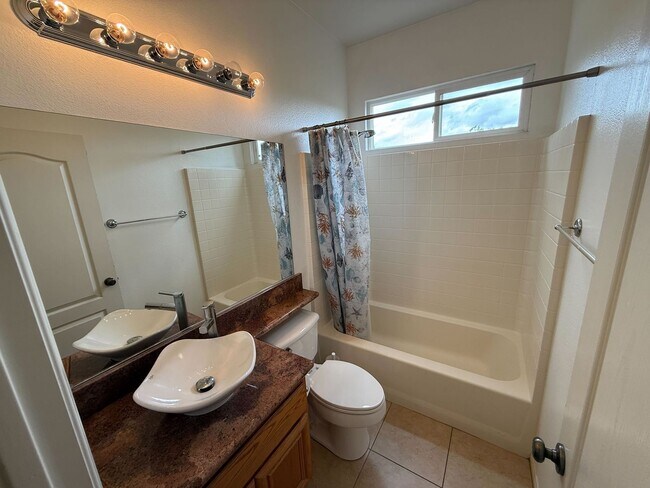 Building Photo - 12565 Carmel Canyon Rd