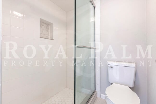 Building Photo - 3BR Home in The Forest — Renovated Elegance + One Month Rent Credit if You Apply by January 15th!