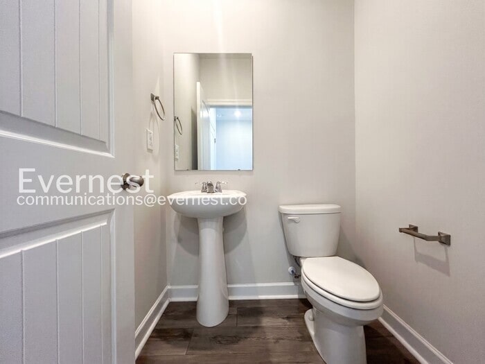 Building Photo - 2340 Valverde Wy