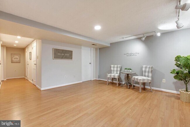 Building Photo - 5420 King Arthur Cir