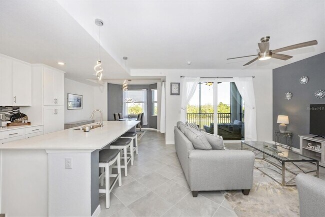 Building Photo - 12240 Wellen Golf St