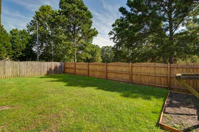 Building Photo - 21 Spears Ct