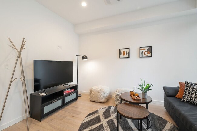Building Photo - 6030 Sand Point Way NE