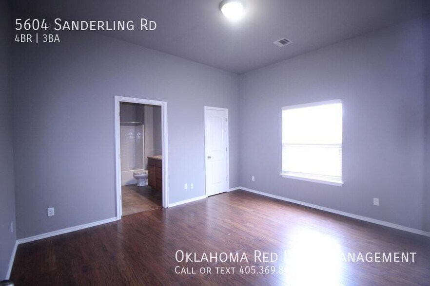 Building Photo - 5604 Sanderling Rd
