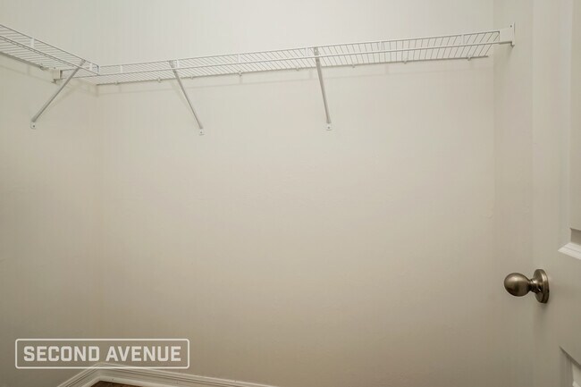 Building Photo - 4066 Chamrade Rd