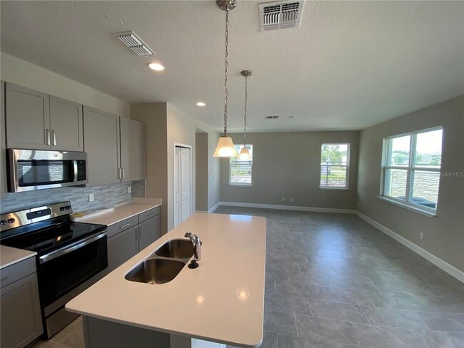 Building Photo - 1405 Captiva Cv
