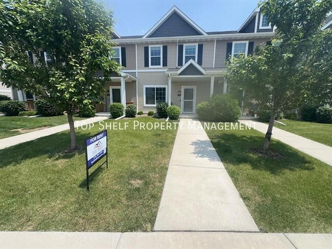 Primary Photo - 2308 Hazeltine Pl