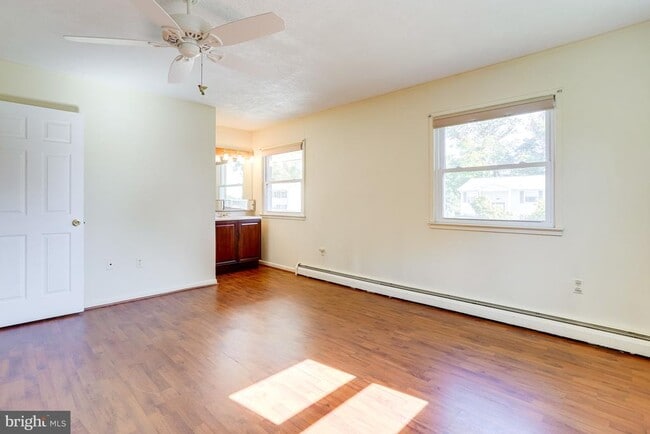 Building Photo - 13714 Gran Deur Dr