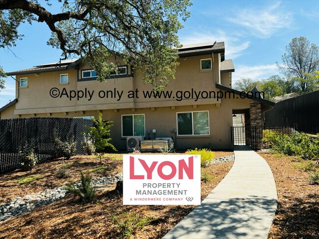 Building Photo - Stunning Modern New Construction 1 bedroom...