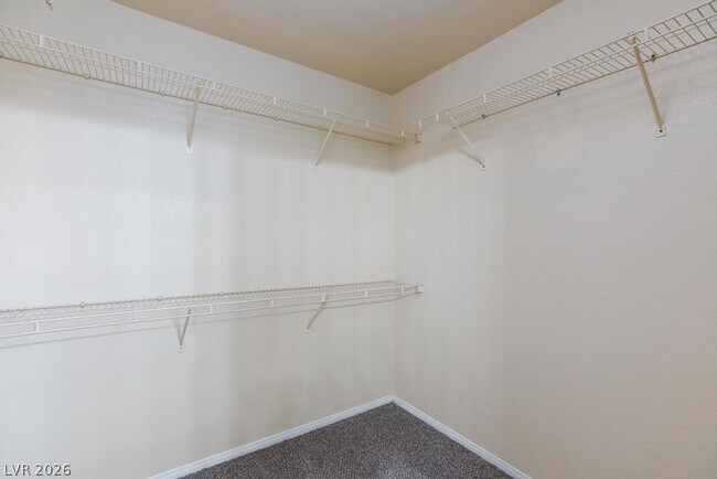 Building Photo - 6533 Elk Creek Ln