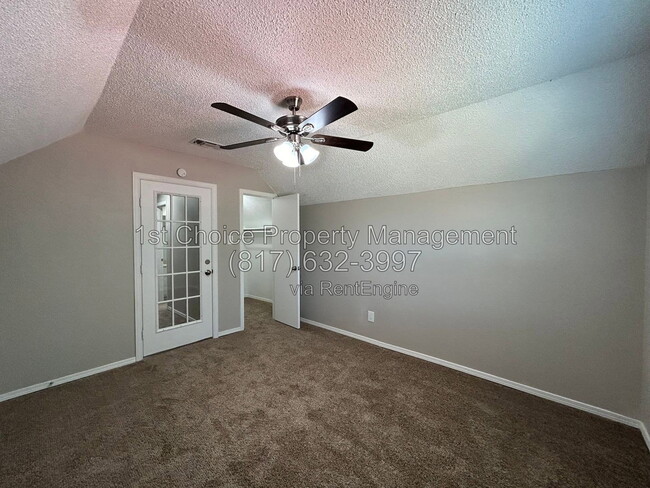 Building Photo - 1516 Oakridge Ct W