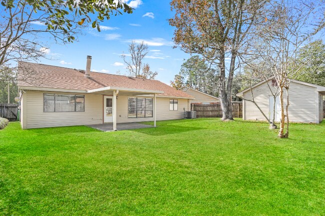 Building Photo - 404 W Lake Catahoula Ct