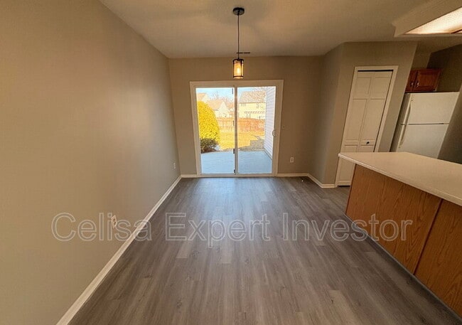 Building Photo - 3236 Bluefield Pl