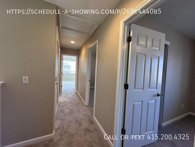 Building Photo - Charming Home in a Quiet Cul-de-Sac!