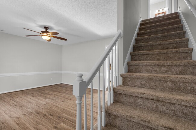 Building Photo - 2803 Currituck Ct