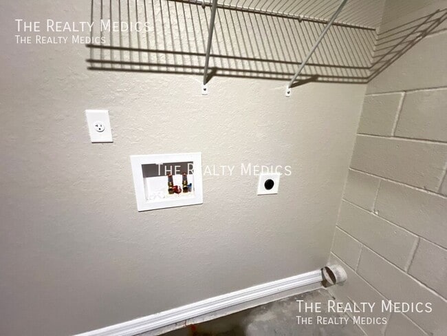 Building Photo - 2539 SW 158th Ln Rd