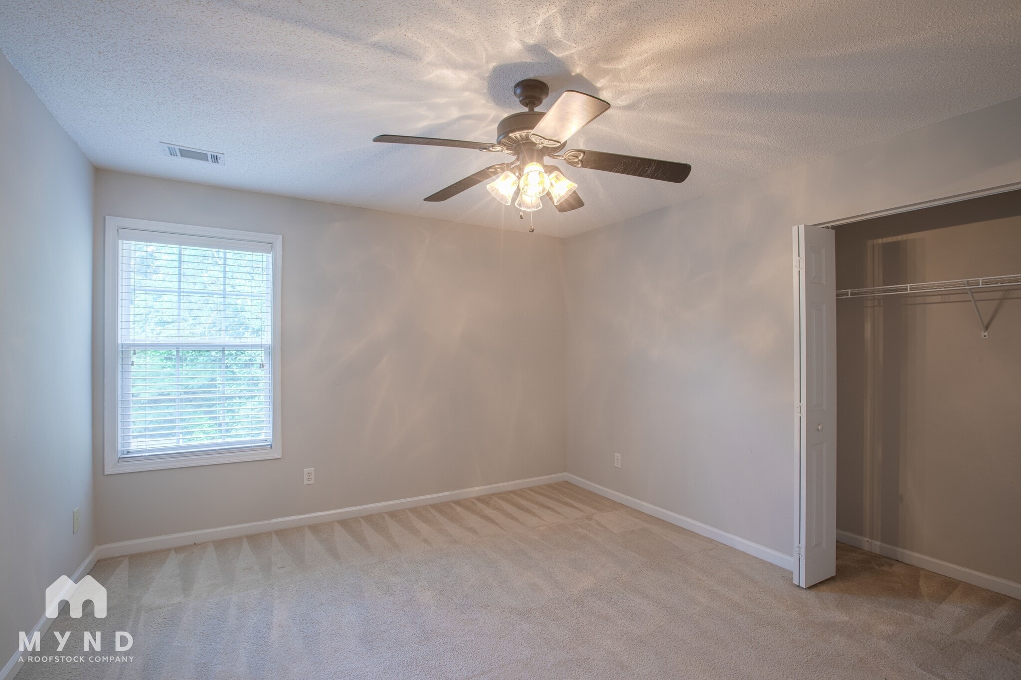 Building Photo - 432 The Gables Dr