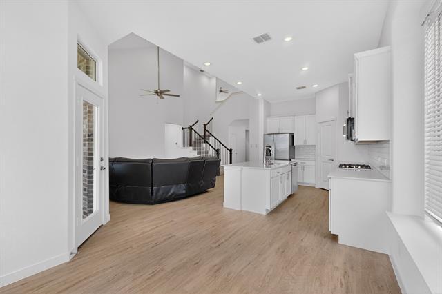 Building Photo - 212 Invermore Dr